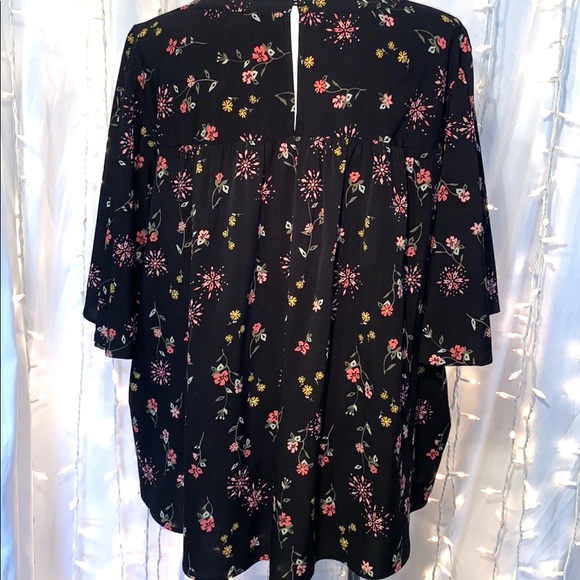 LANE BRYANT ⭐️ Ángel Wing Black Floral Blouse - Picture 5 of 8